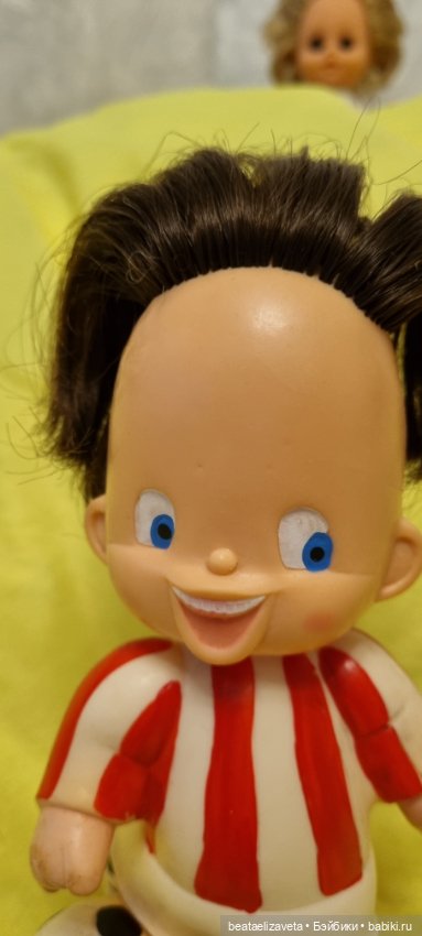 Резиновый футболист СССР — Винтажные куклы и игрушки детства (фото 2)