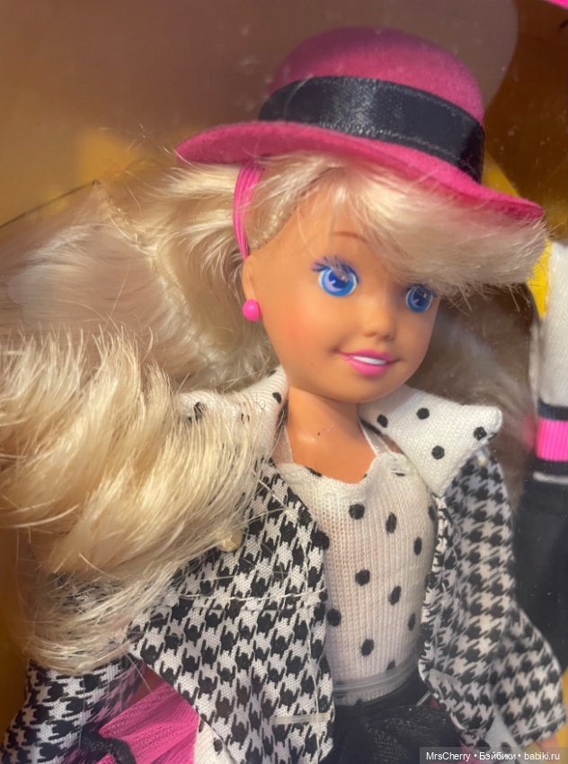 Party ‘n’ play Stacie / Стейси , сестричка Барби (фото 5)