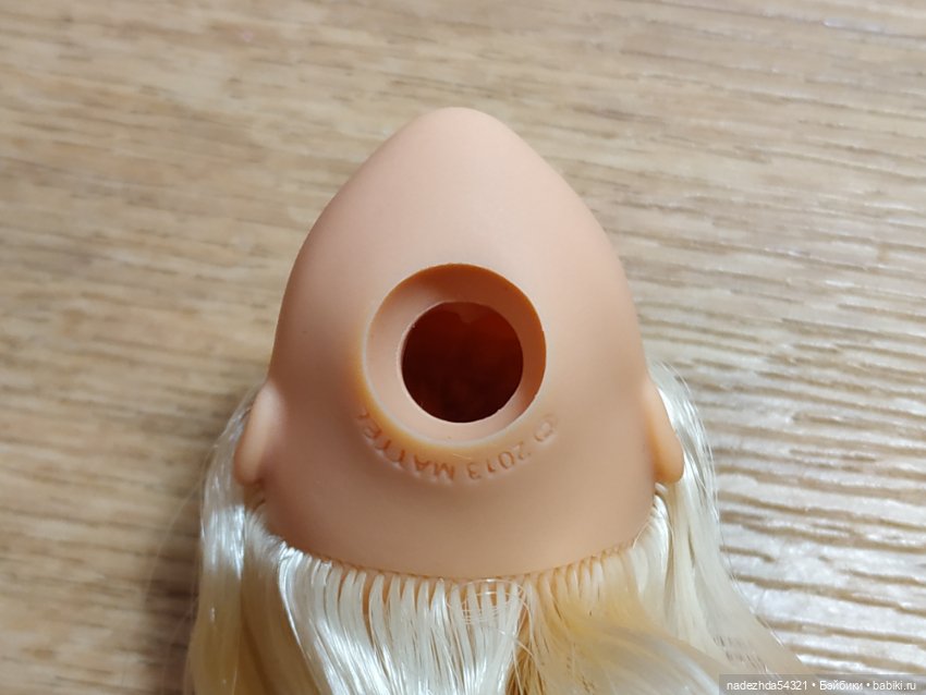 Голова Барби йоги блондинки 2018 год "Безграничные движения" (серо-розовый топ) (фото 9)