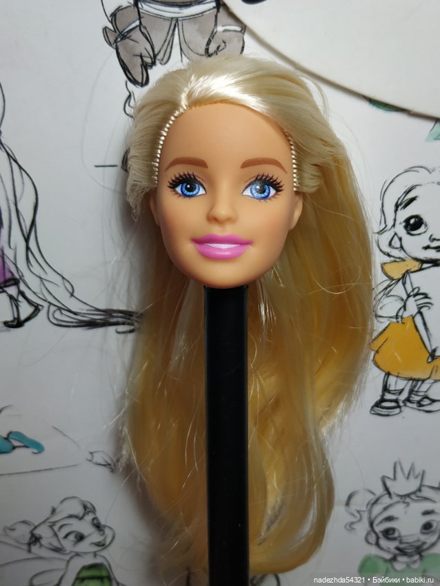 Голова Барби йоги блондинки 2018 год "Безграничные движения" (серо-розовый топ)