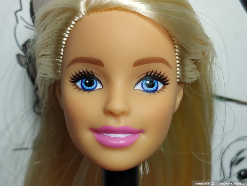 Голова Барби йоги блондинки 2018 год "Безграничные движения" (серо-розовый топ) (фото 4)