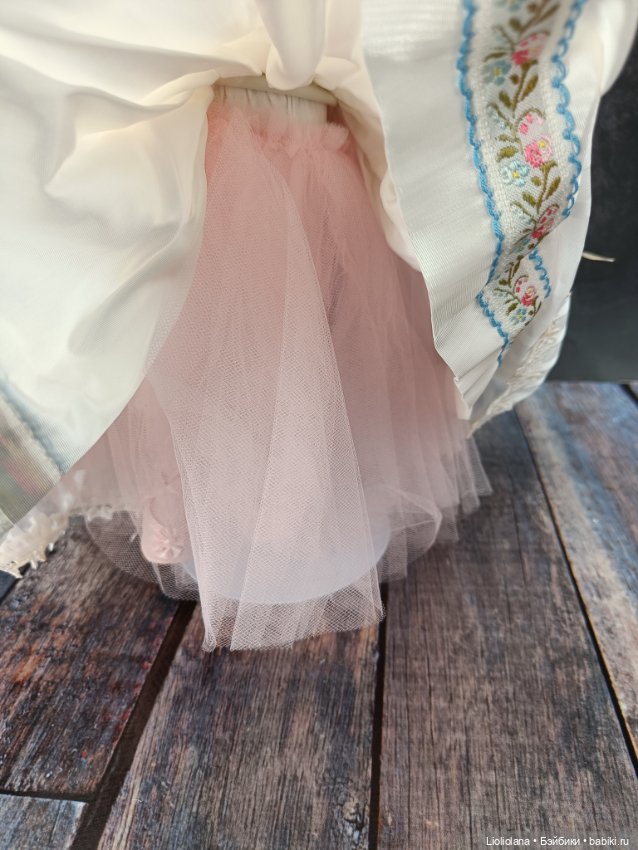 Линда Сью от Robin Woods и Chris Miller