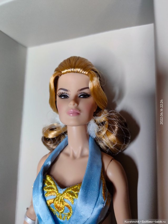 Cover Girl Veronique Perrin (фото 8)