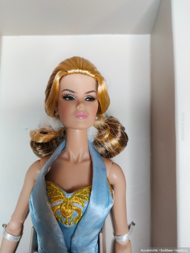 Cover Girl Veronique Perrin (фото 4)