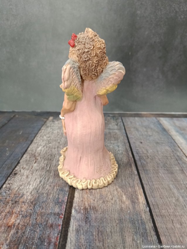 Статуэтка от Frumps. Ирмгард. США (фото 3)