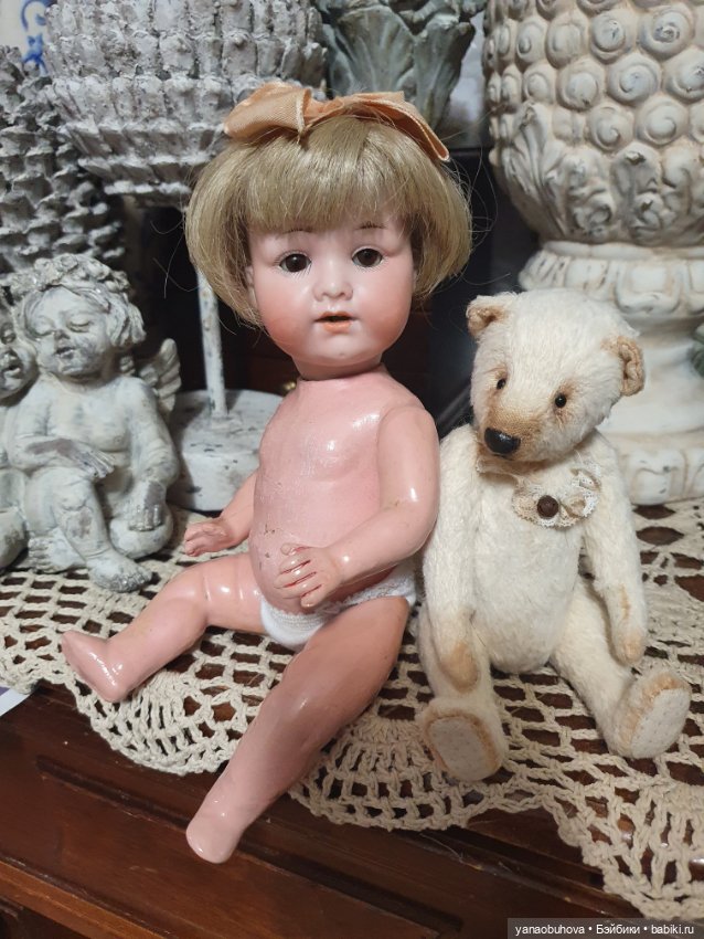 Антикварная малышка Арманд Марсель 990, 22 см