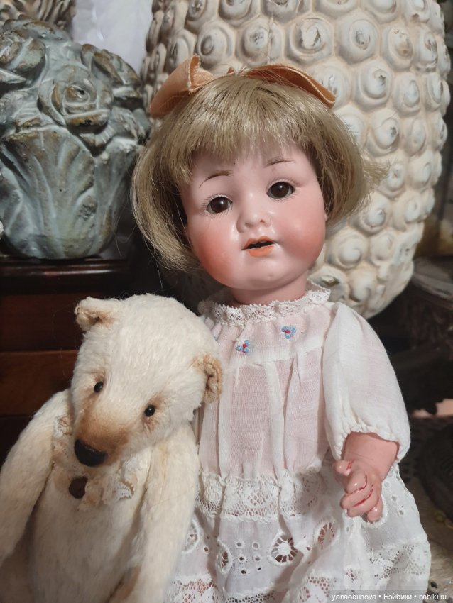 Антикварная малышка Арманд Марсель 990, 22 см