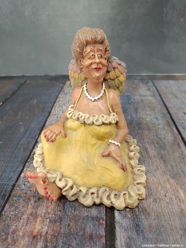 Статуэтка от Frumps. Имоджин. Пианистка