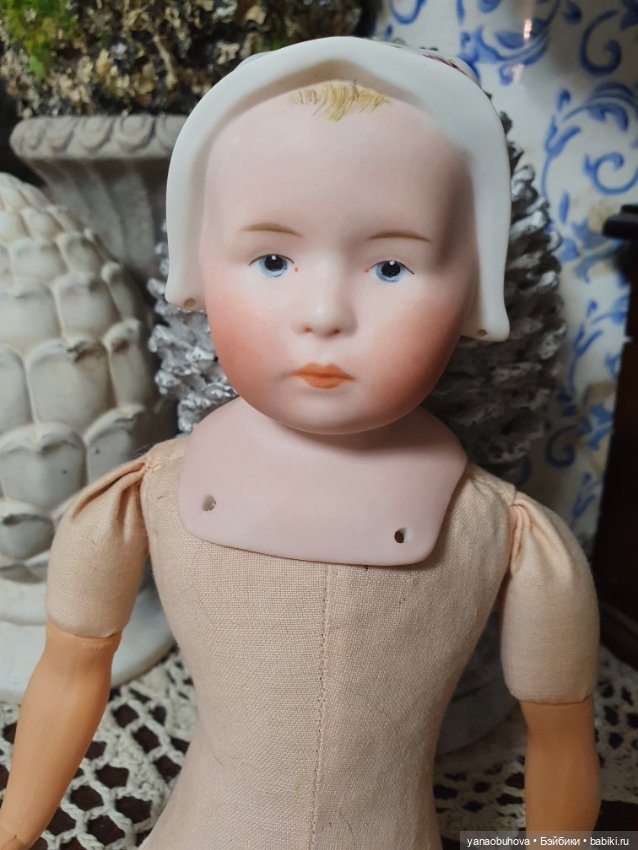 Винтажная репродукция антикварной куклы Хойбах (фото 5)