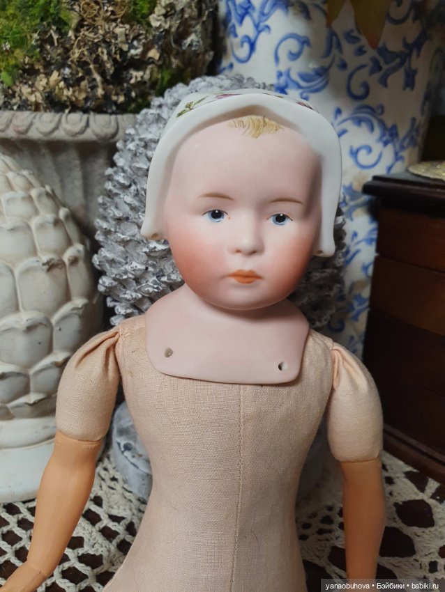 Винтажная репродукция антикварной куклы Хойбах (фото 3)