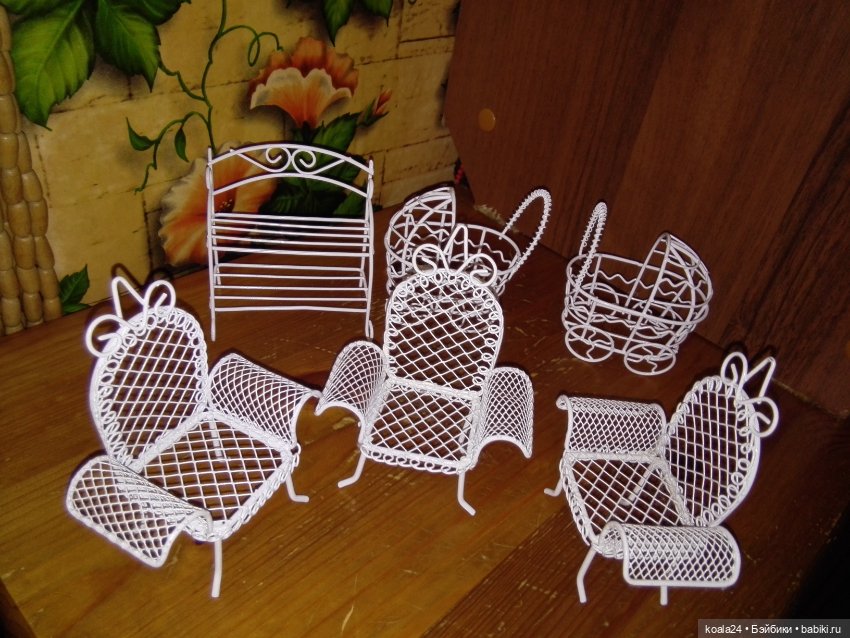 Маленькие металлические кресла, коляски для куклы, куколки, пупсика