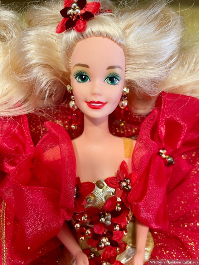 Happy Holidays Barbie — Игровые куклы