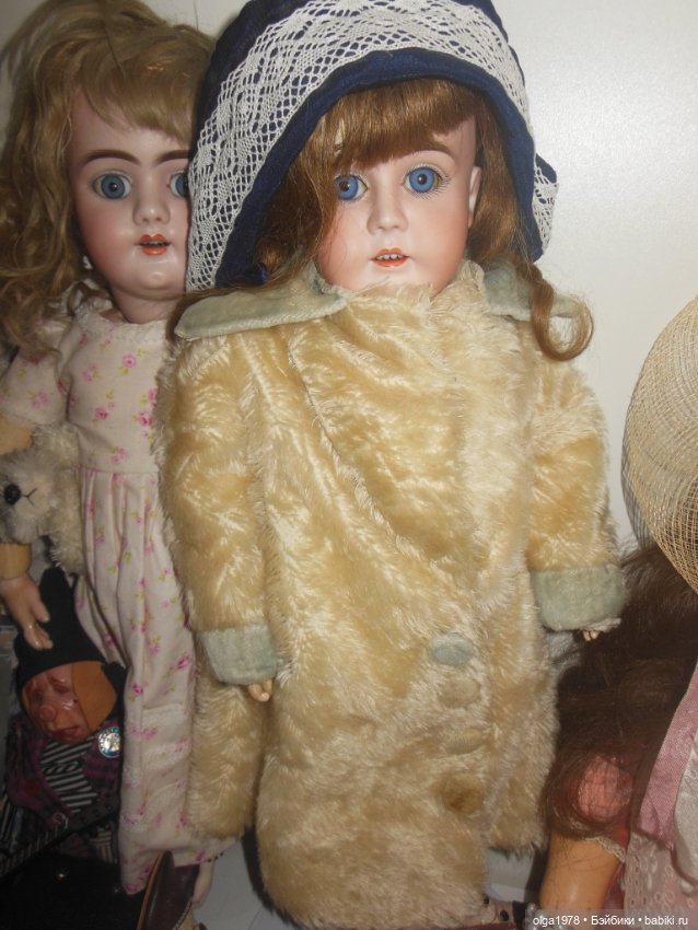 Шубка и капор антикварные