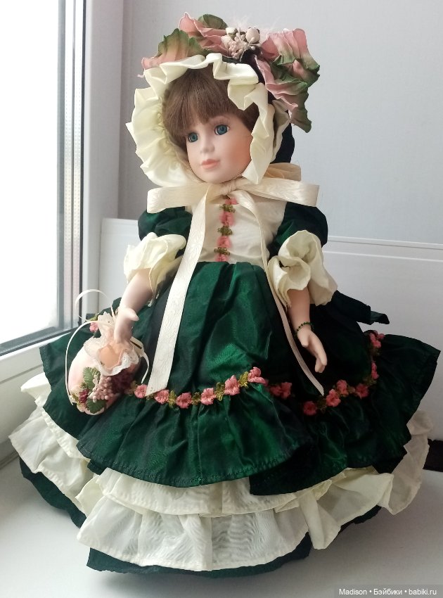 Фарфоровая девочка от Криса Миллера