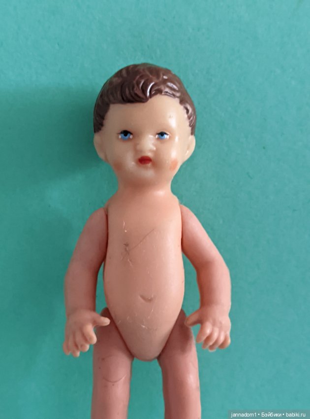 Резиновый пупсик Tebu Теоdor Buschbaum, темненький, ГДР, высота 10 см (фото 3)