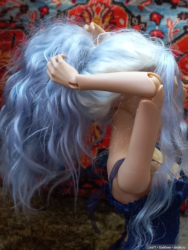 Парик "Голубая волна" очень красивый (фото 10)