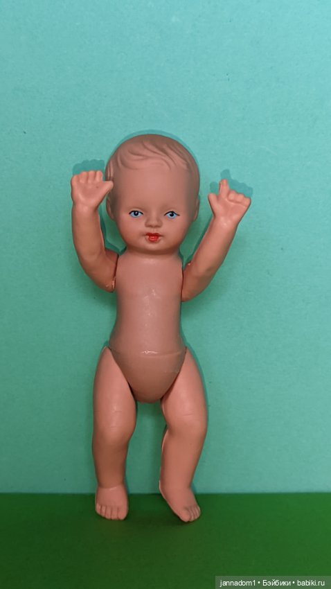 Резиновый пупсик Tebu Теоdor Buschbaum, ГДР, высота 10,5 см (фото 4)