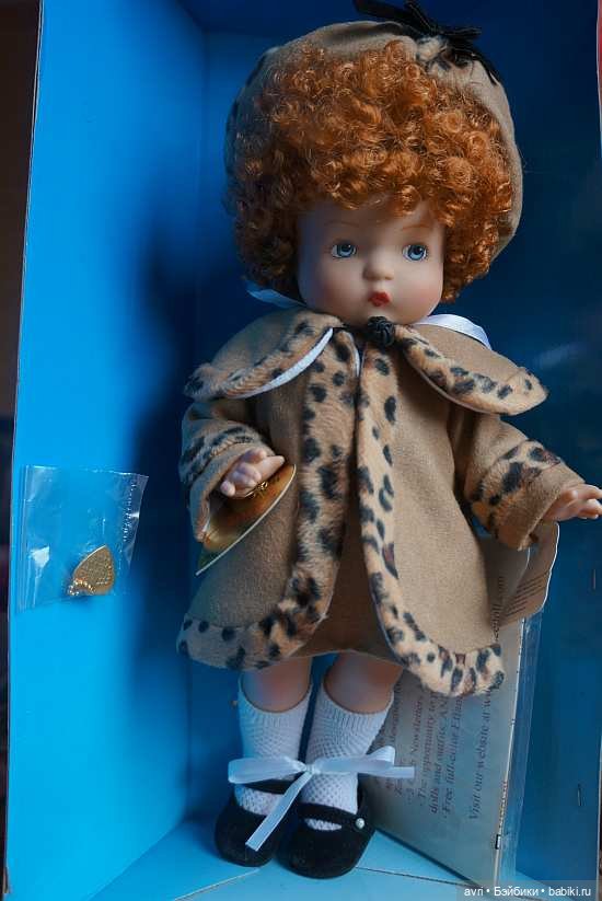 Маленькая сиротка Энни Эффенби 2004 года Little Orphan Annie