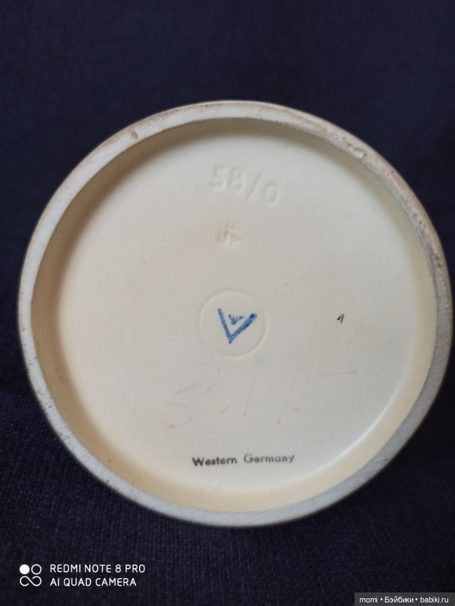 Фарфоровая статуэтка от Goebel (фото 5)