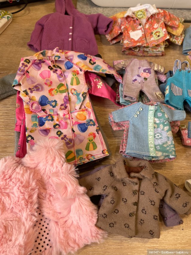 Много одежды на Барби пышку, монст, Мадлен, баболиков , пукифи (фото 9)