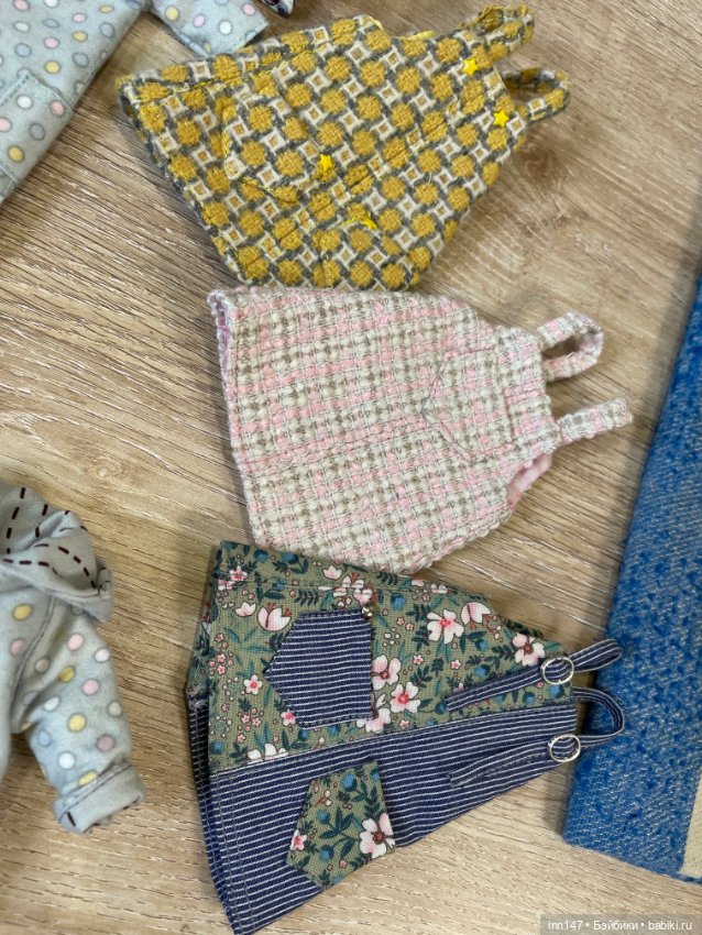 Много одежды на Барби пышку, монст, Мадлен, баболиков , пукифи (фото 4)