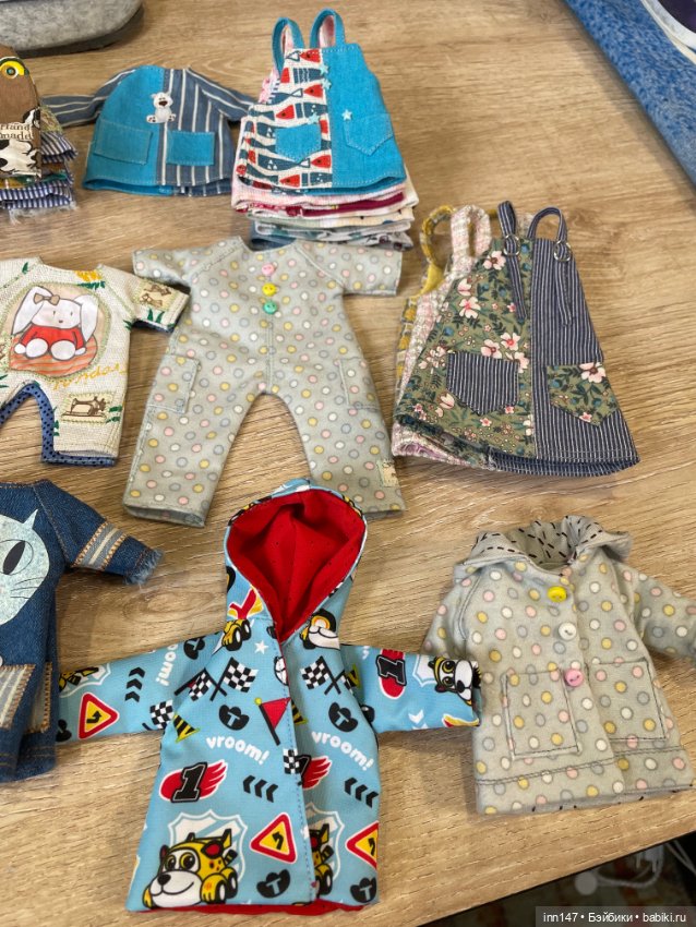 Много одежды на Барби пышку, монст, Мадлен, баболиков , пукифи (фото 7)