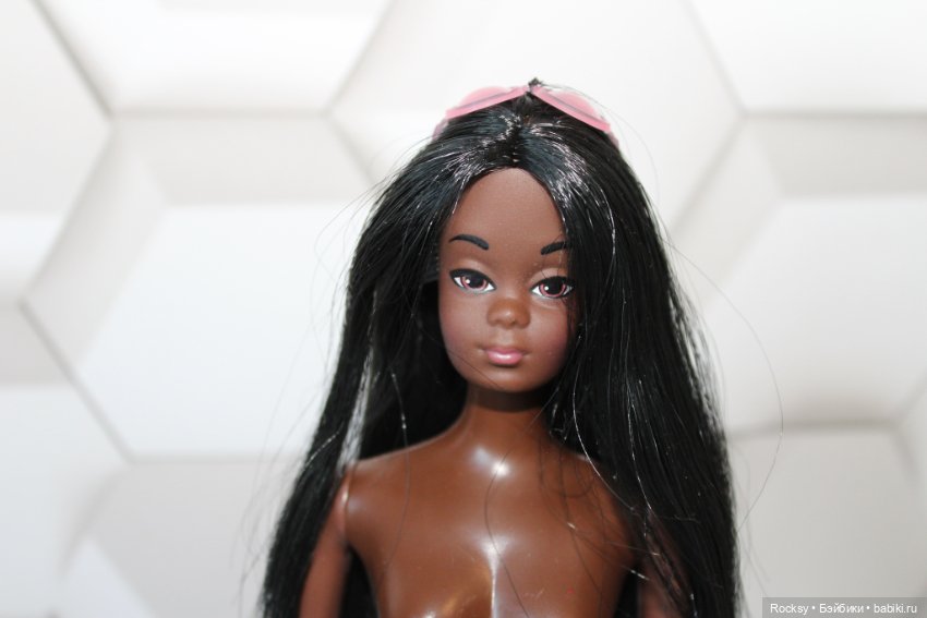 Репродукция Кристи из сета Malibu Barbie and Friends Gift Set 2021 (фото 4)