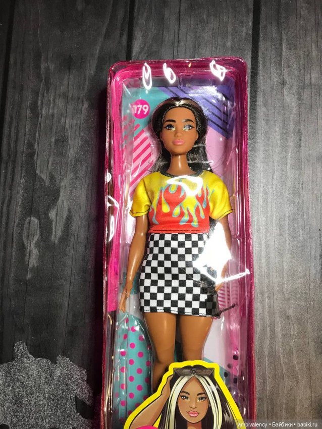 NRFB 179 Barbie Fashionistas 179 948910