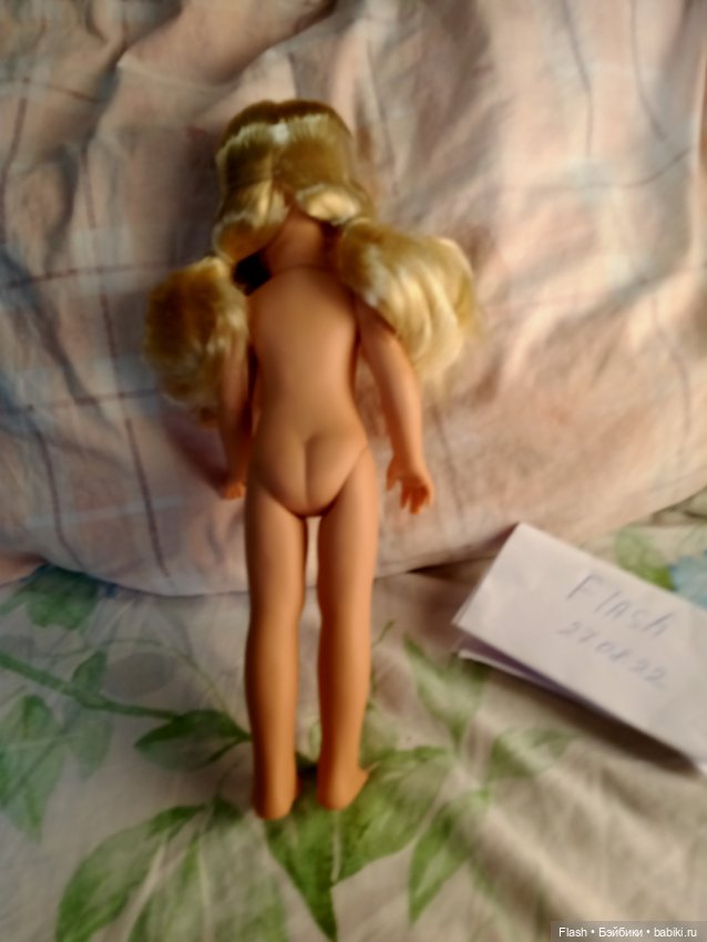 Marina and pau блонди с хвостиками 40 см (фото 3)