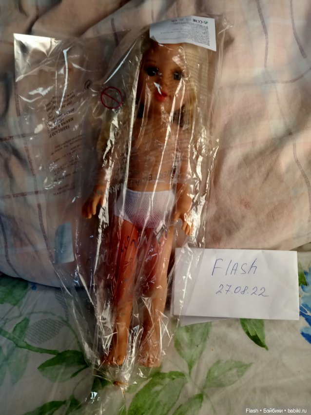 Marina and pau блонди с хвостиками 40 см (фото 4)