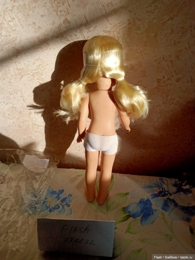 Marina and pau блонди с хвостиками 40 см (фото 9)