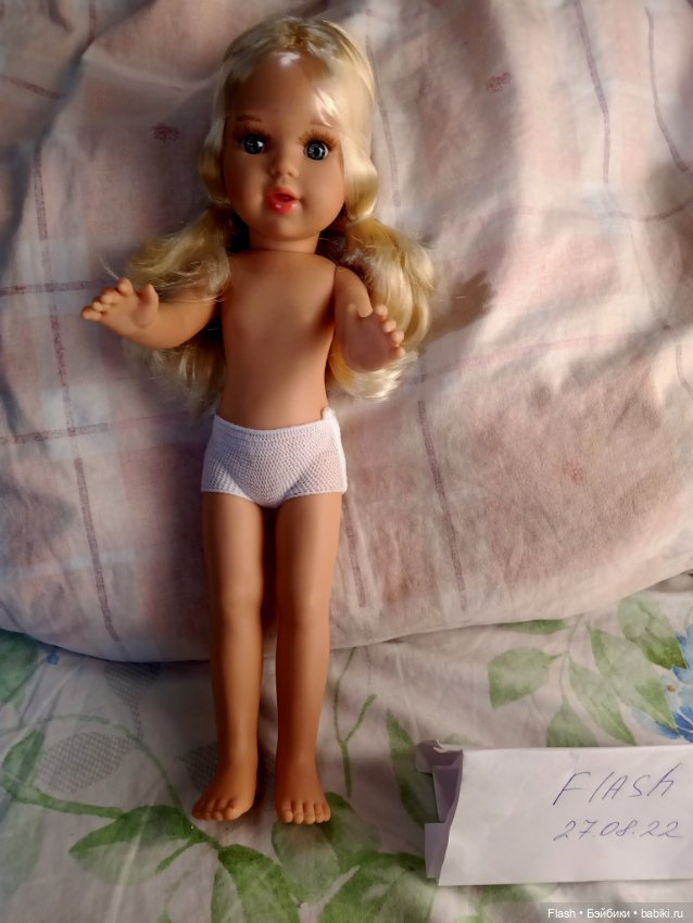 Marina and pau блонди с хвостиками 40 см