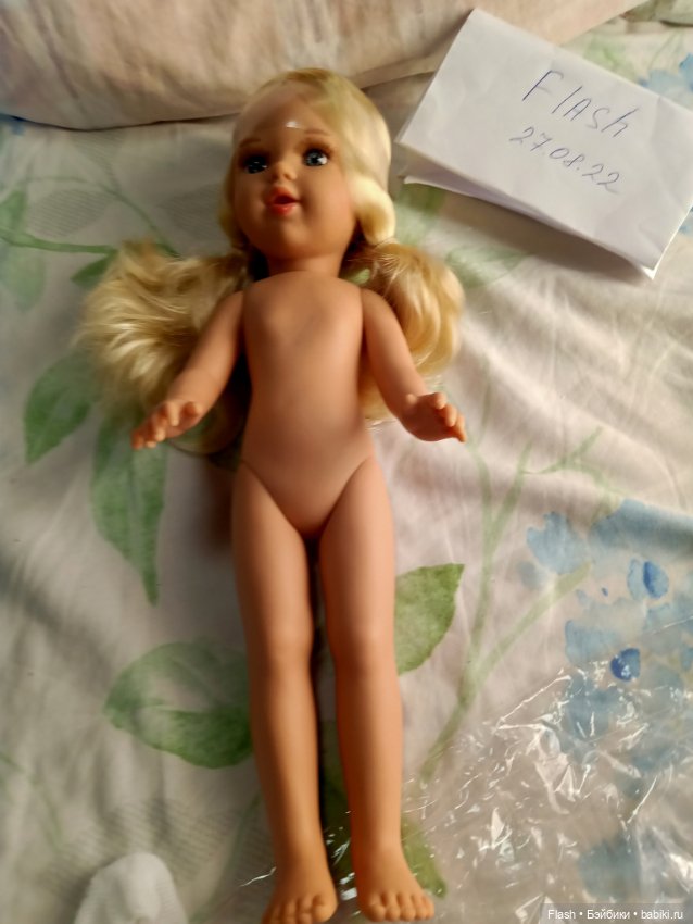 Marina and pau блонди с хвостиками 40 см