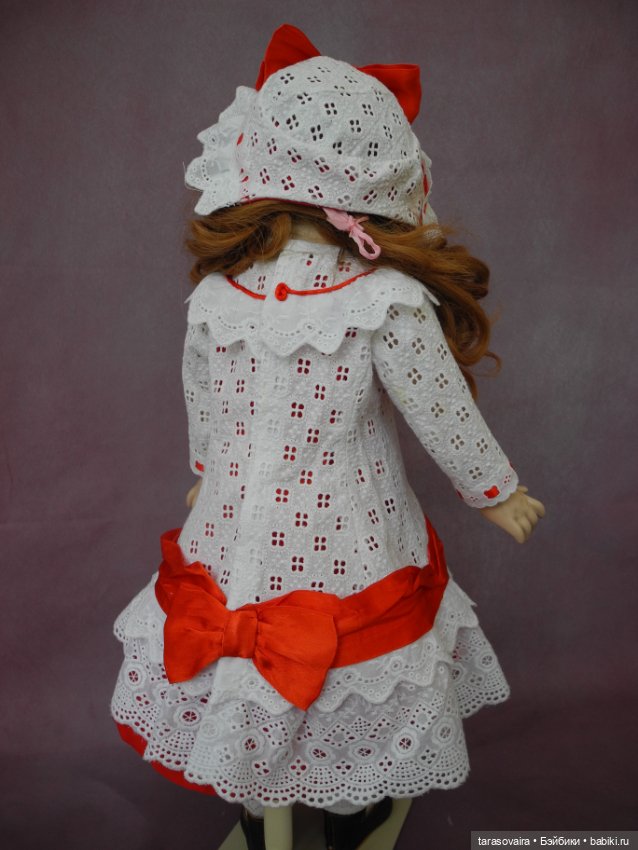 Хлопковое платье и шляпка для куклы 55 см (фото 3)