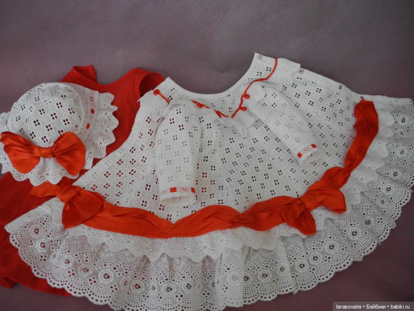 Хлопковое платье и шляпка для куклы 55 см (фото 7)