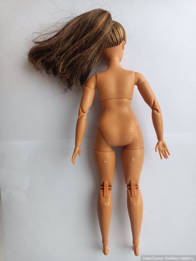 Гибрид Барби учёной на йоге танцовщице (фото 4)