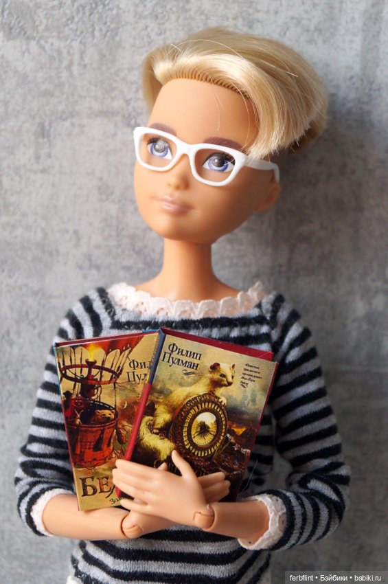 Книги "Золотой компас" в масштабе 1:6 (фото 5)