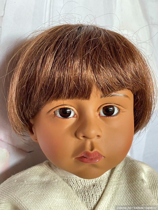 Кареглазый мальчишка Javari (Явари) от Philip Heath для Gotz (фото 7)