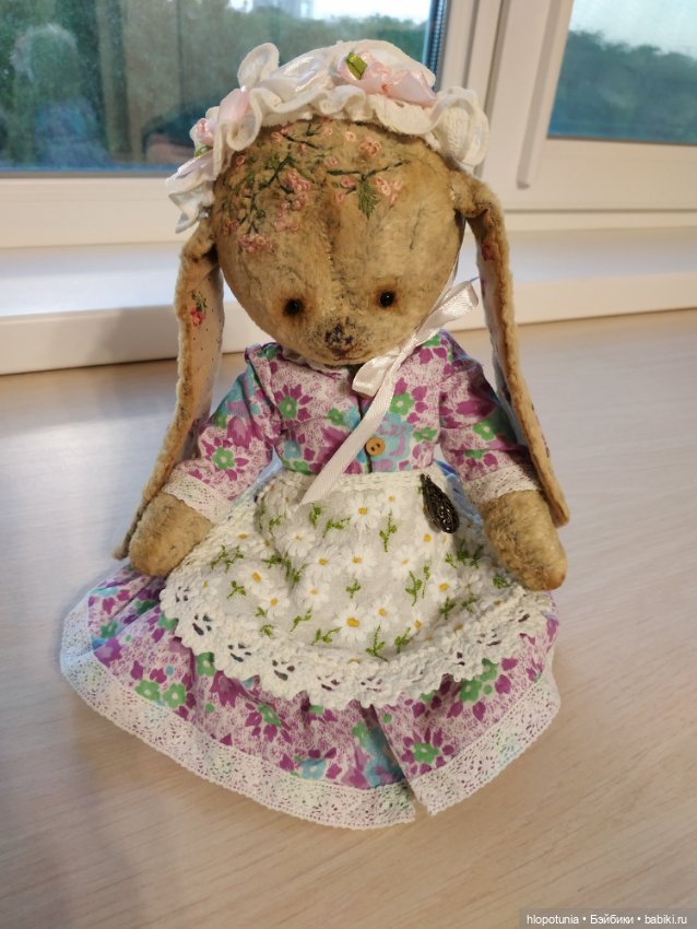 Продам авторскую зайку-тедди Дусю (фото 2)