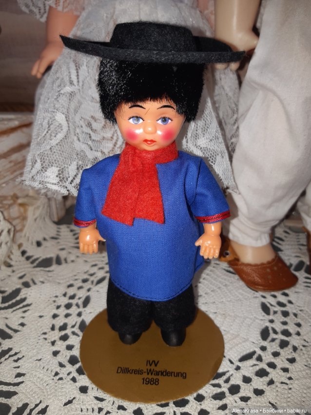 Сувенирная куколка — Винтажные куклы и игрушки детства
