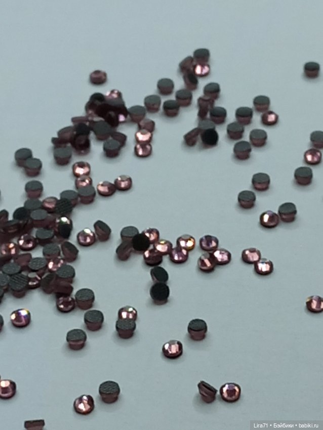 Стразы термоклеевые — Пуговицы (фото 6)