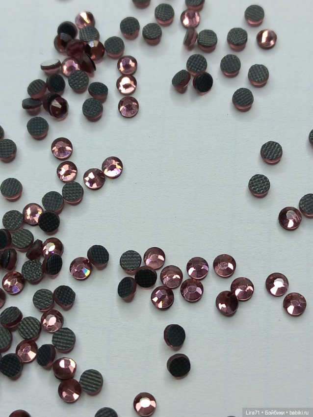 Стразы термоклеевые — Пуговицы (фото 2)
