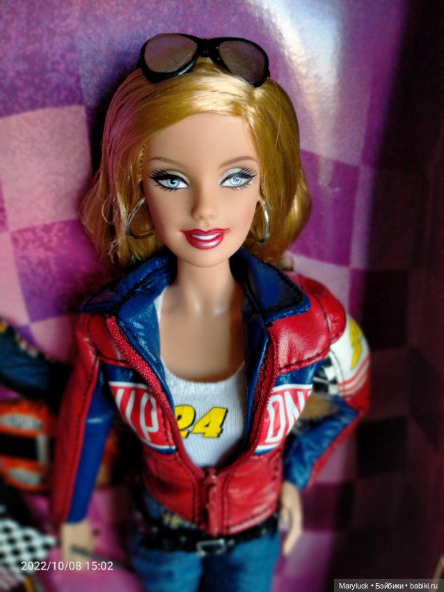 Barbie Nascar — Игровые куклы