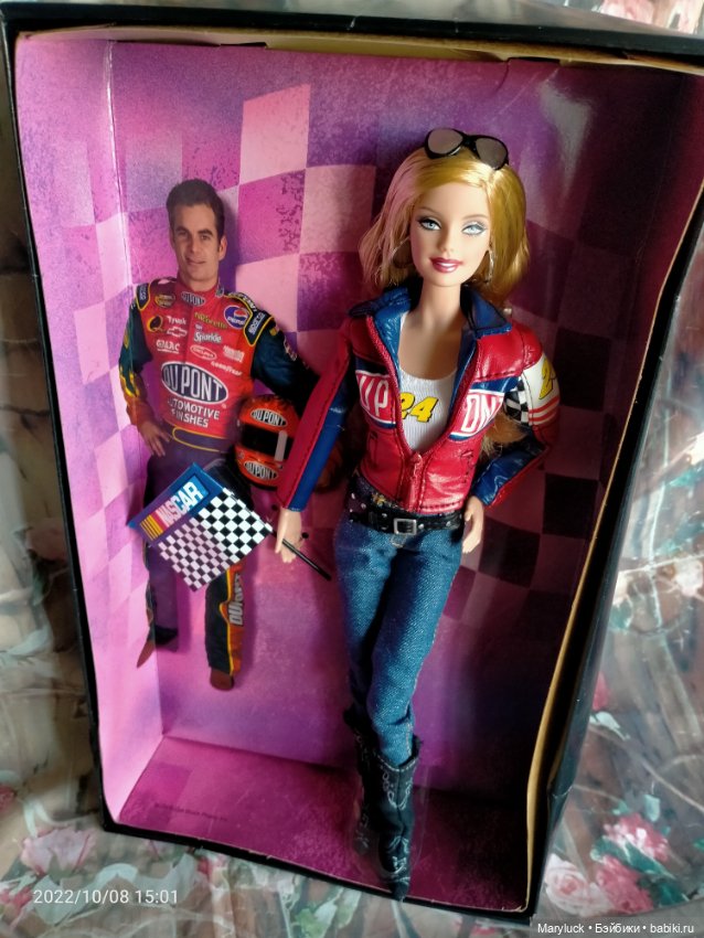 Barbie Nascar — Игровые куклы (фото 5)