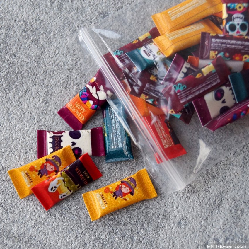 Набор для Хэллоуина №1 в масштабе 1:6 (фото 3)