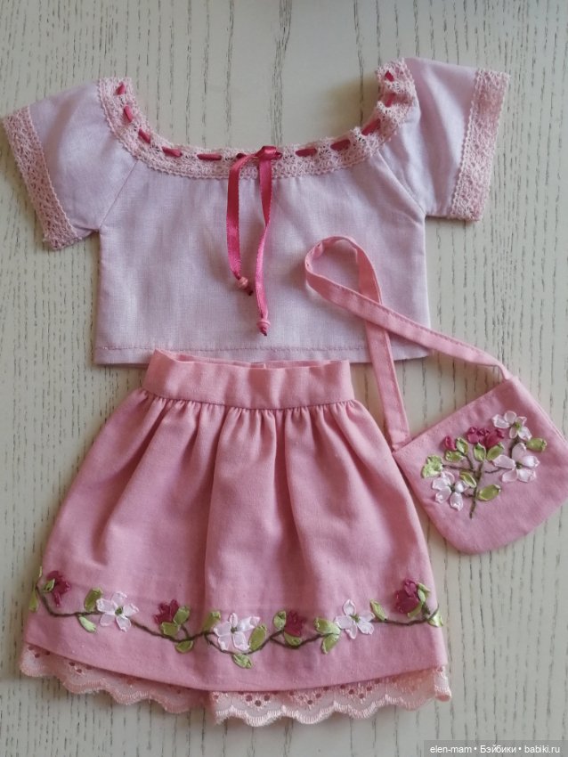 Комплекты с вышивкой лентами. Подойдут куклам Gotz, Kidz'n'Cats, Zwergnase, СССР, ГДР