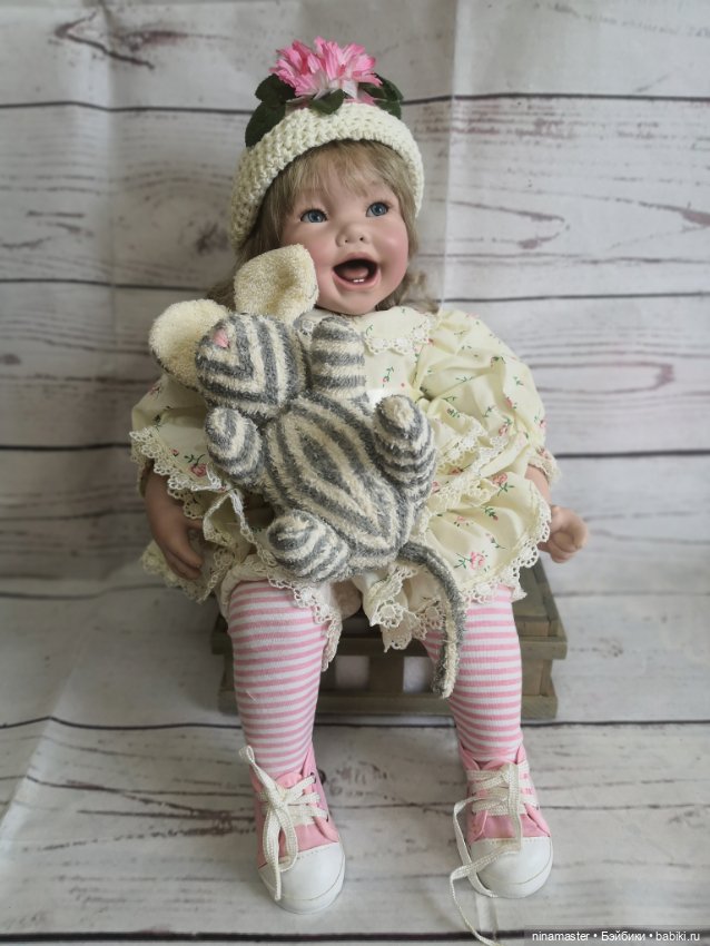 Лейси от Cindy Marschner Rolfe Danbury Mint