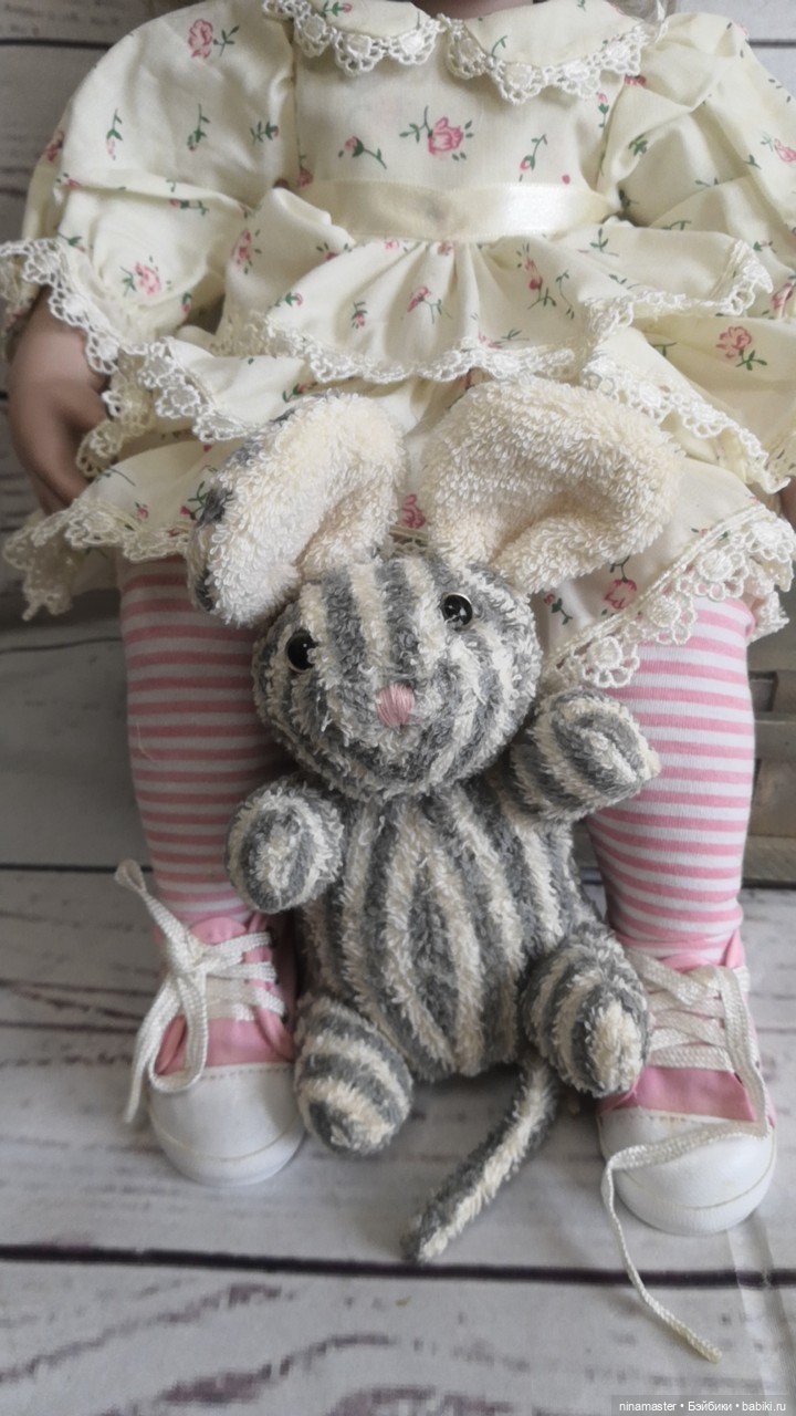 Лейси от Cindy Marschner Rolfe Danbury Mint