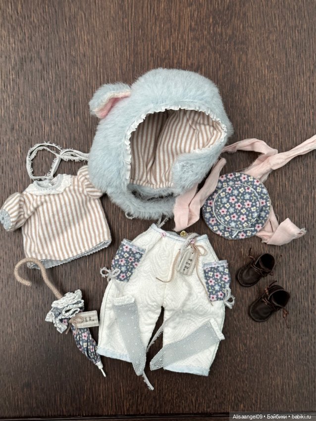 Аутфит на Блайз 7 предметов с зонтиком (фото 3)