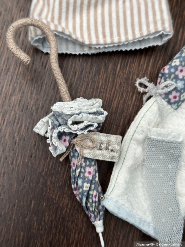 Аутфит на Блайз 7 предметов с зонтиком (фото 6)